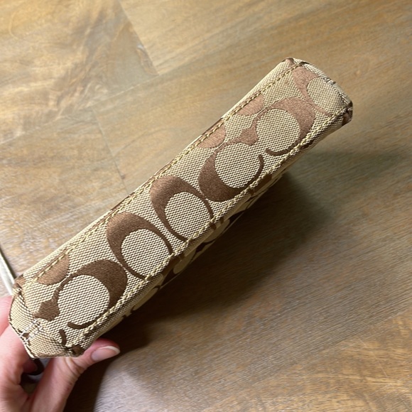 Coach Vachetta Signature C Canvas & Silver Metallic Leather Small Turn Lock Bag - Picture 5 of 10